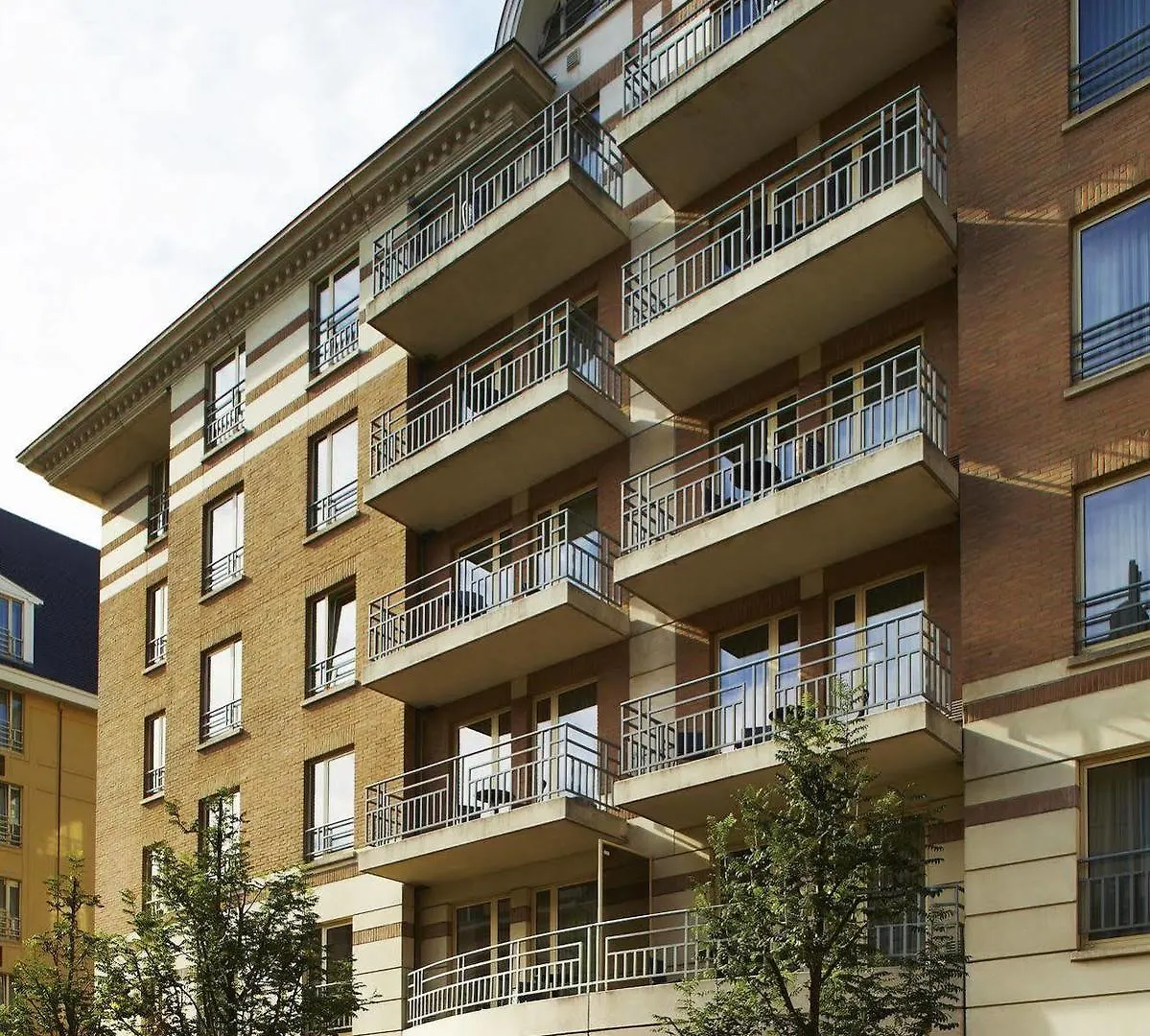 Marriott Executive Apartments Brussels Ixelles 4*,